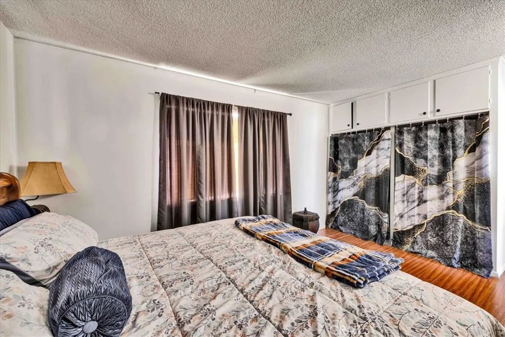 7341 Joshua View Drive, Yucca Valley, California 92284 home-pic-16