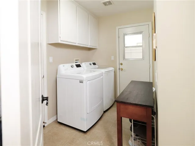1062 S Miles Court, Anaheim Hills, California 92808