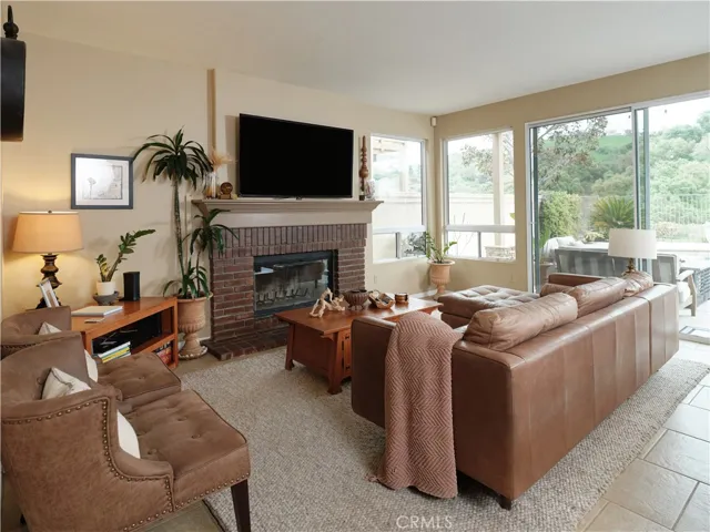 1062 S Miles Court, Anaheim Hills, California 92808