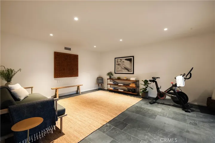 27467 Bay Shore Drive, Lake Arrowhead, California 92352