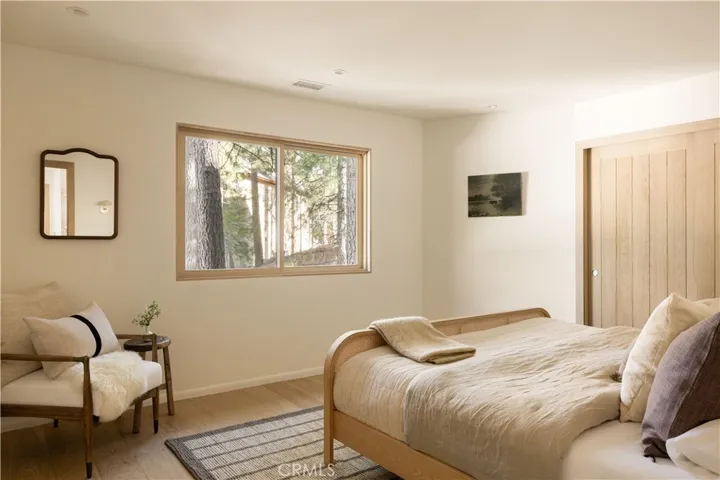 27467 Bay Shore Drive, Lake Arrowhead, California 92352