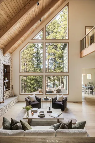 27467 Bay Shore Drive, Lake Arrowhead, California 92352