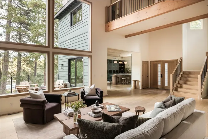 27467 Bay Shore Drive, Lake Arrowhead, California 92352