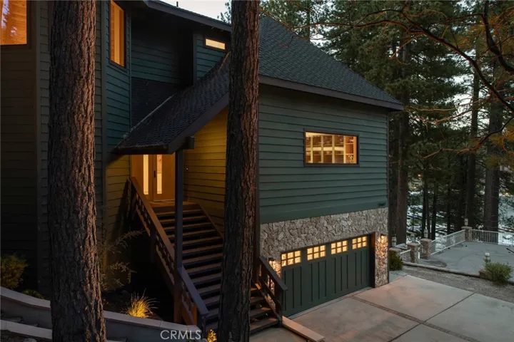 27467 Bay Shore Drive, Lake Arrowhead, California 92352