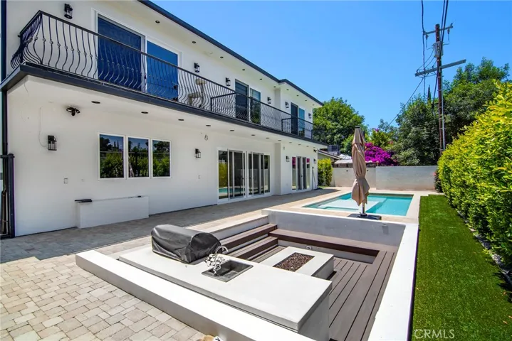 23035 Strathern Street, West Hills, California 91304
