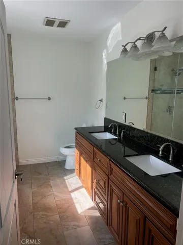 9757 Columbus Avenue, North Hills, California 91343