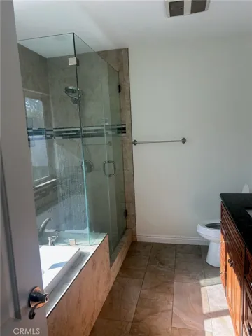 9757 Columbus Avenue, North Hills, California 91343
