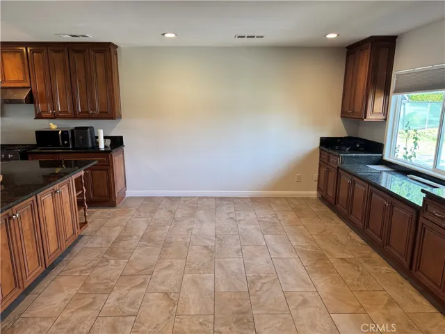 9757 Columbus Avenue, North Hills, California 91343