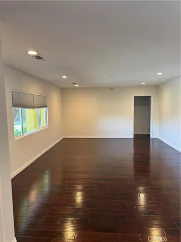 9757 Columbus Avenue, North Hills, California 91343