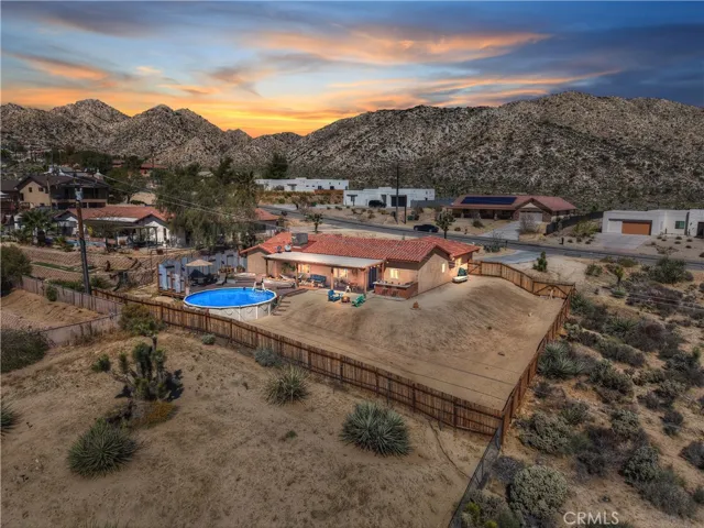 54425 Pinon Drive, Yucca Valley, California 92284
