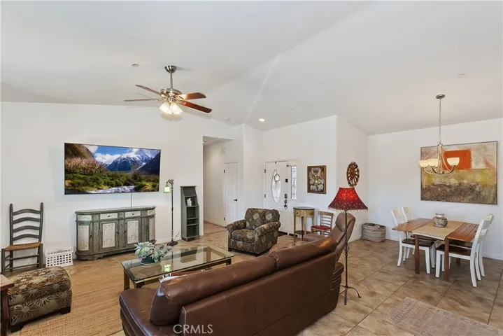 54425 Pinon Drive, Yucca Valley, California 92284