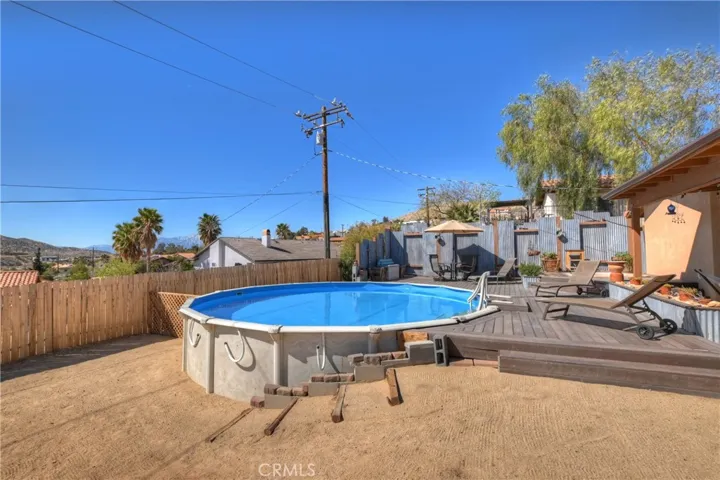 54425 Pinon Drive, Yucca Valley, California 92284