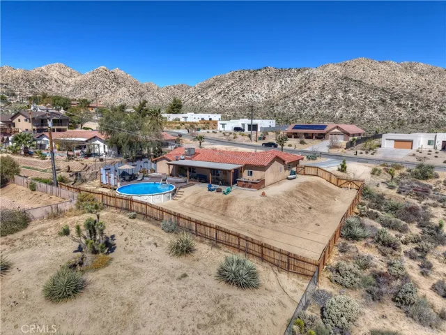 54425 Pinon Drive, Yucca Valley, California 92284