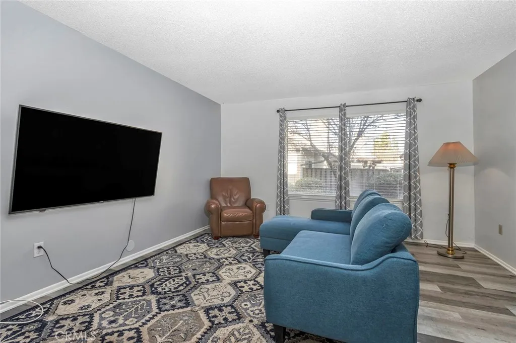 1255 Bonnie Glen Lane, San Dimas, California 91773 home-pic-6