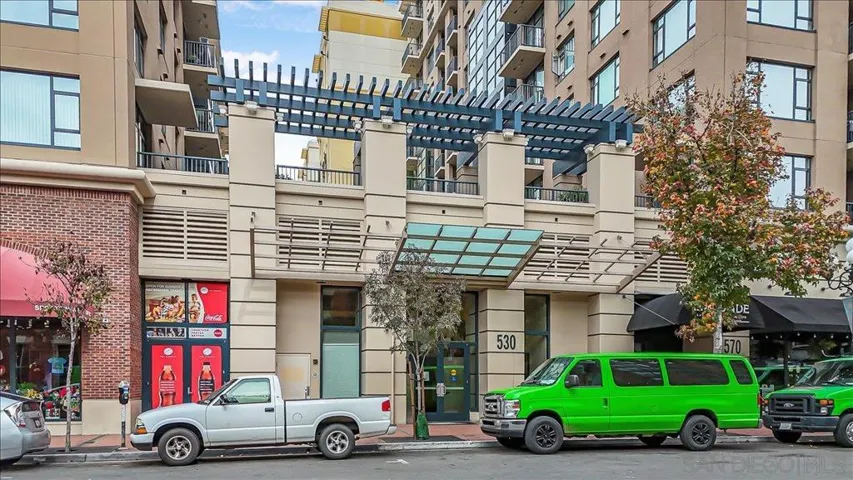 530 K St 912, San Diego, California 92101