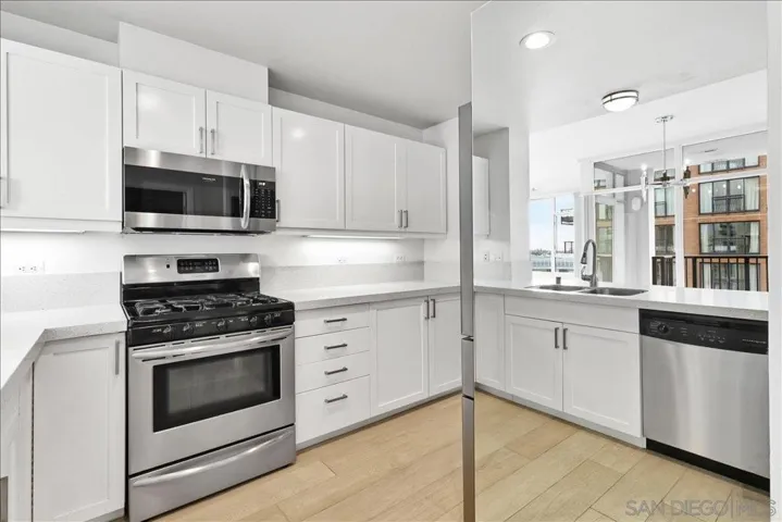 530 K St 912, San Diego, California 92101