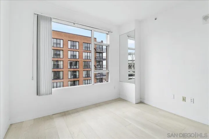 530 K St 912, San Diego, California 92101