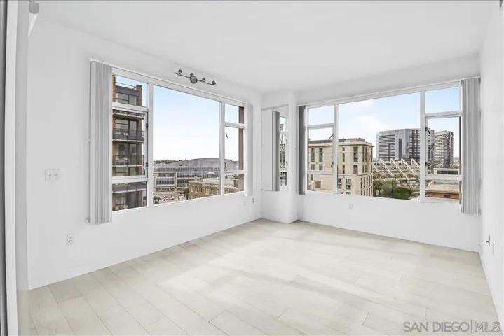 530 K St 912, San Diego, California 92101