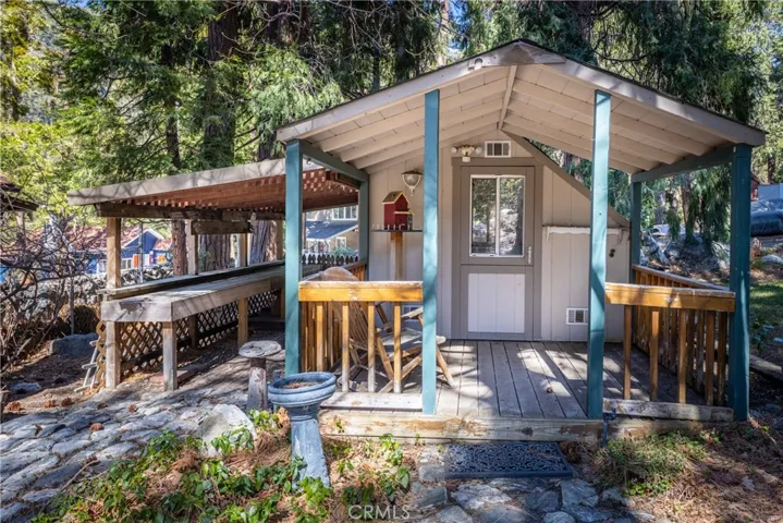 Garden shed