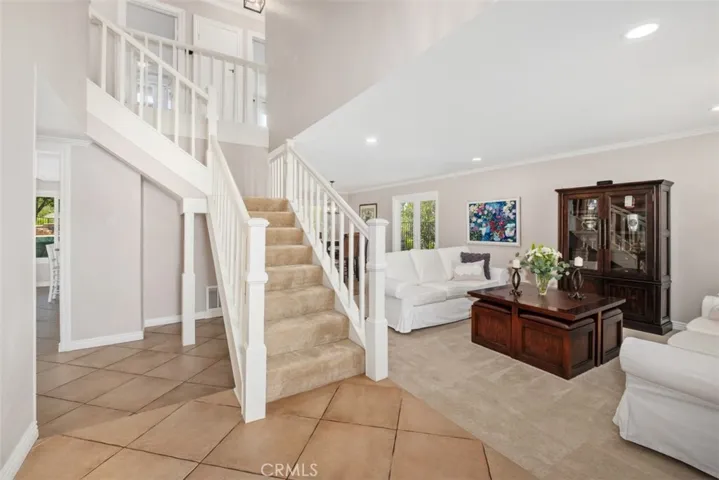 1039 S Road Runner Road, Anaheim Hills, California 92807