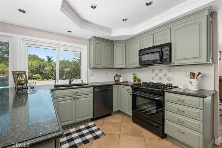1039 S Road Runner Road, Anaheim Hills, California 92807