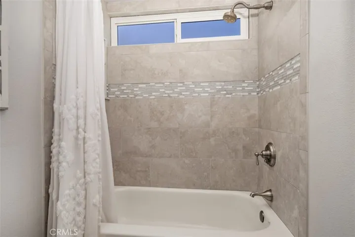 1039 S Road Runner Road, Anaheim Hills, California 92807