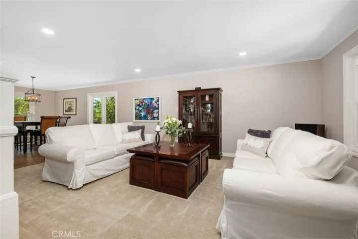 1039 S Road Runner Road, Anaheim Hills, California 92807