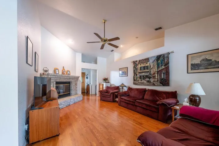 1233 Chablis Circle, Roseville, California 95747
