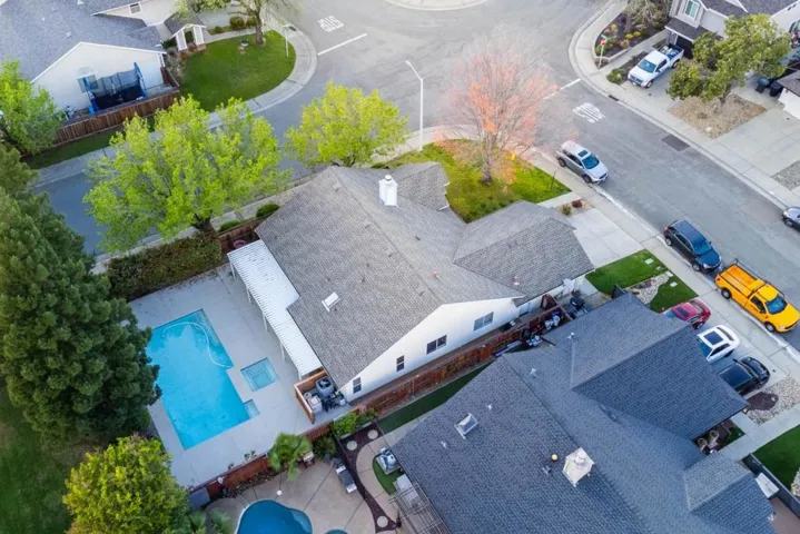1233 Chablis Circle, Roseville, California 95747
