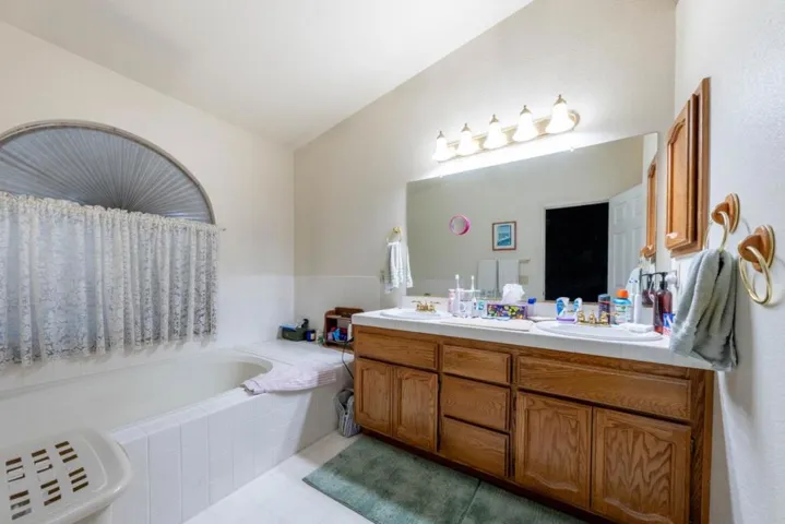 1233 Chablis Circle, Roseville, California 95747