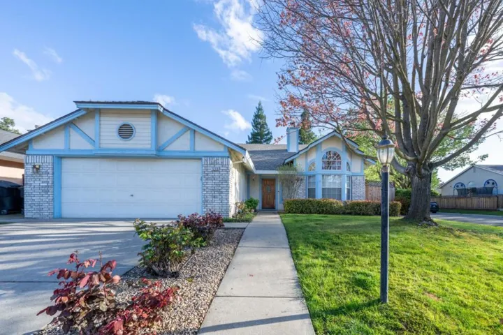 1233 Chablis Circle, Roseville, California 95747