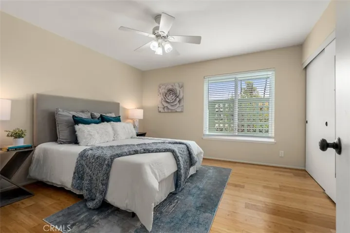 First front bedroom is approx 12'7" x 12'3".