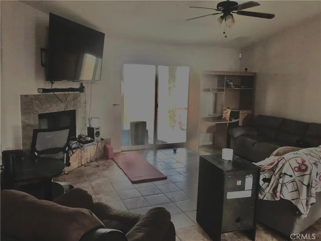6855 Manzanita Avenue, 29 Palms, California 92277 home-pic-5
