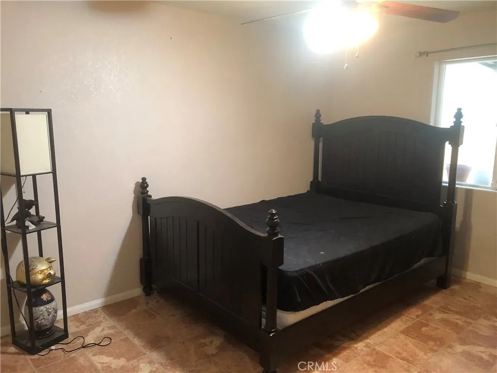 6855 Manzanita Avenue, 29 Palms, California 92277 home-pic-16