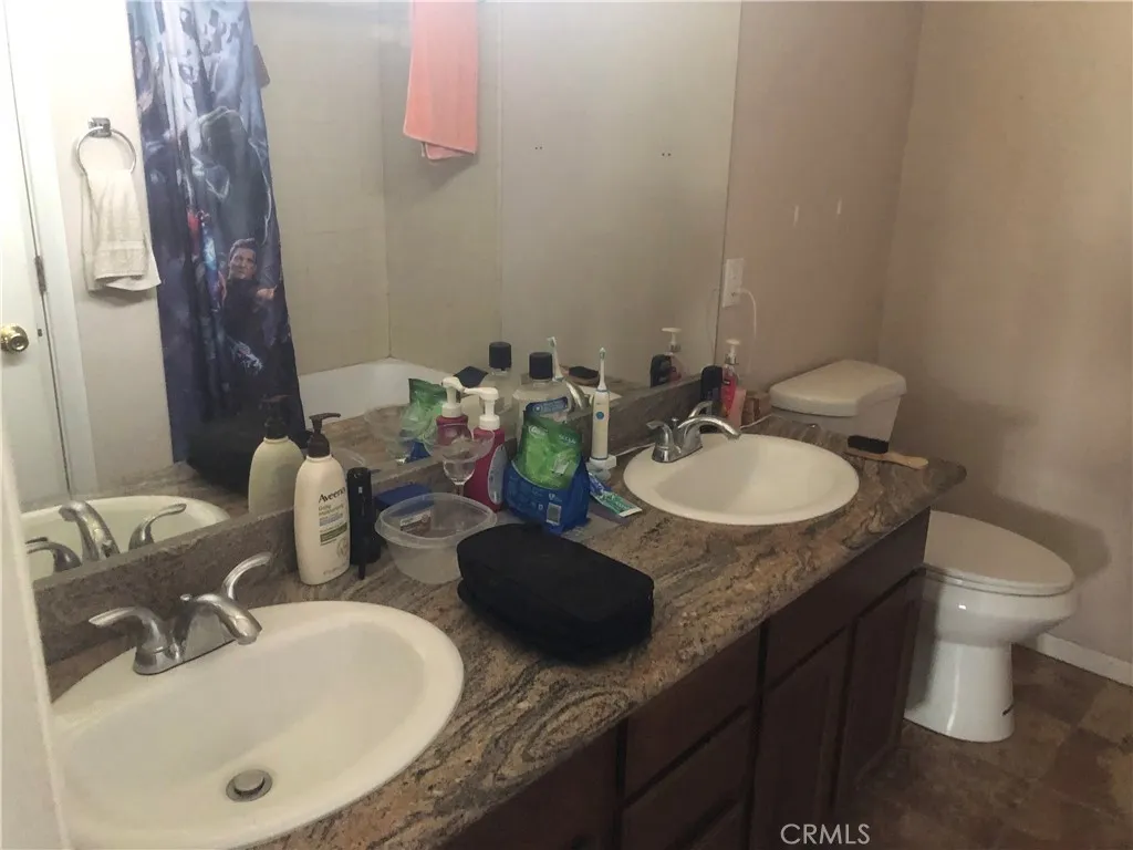 6855 Manzanita Avenue, 29 Palms, California 92277 home-pic-10