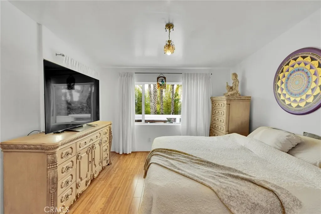 2025 Navy Street, Santa Monica, California 90405 home-pic-23