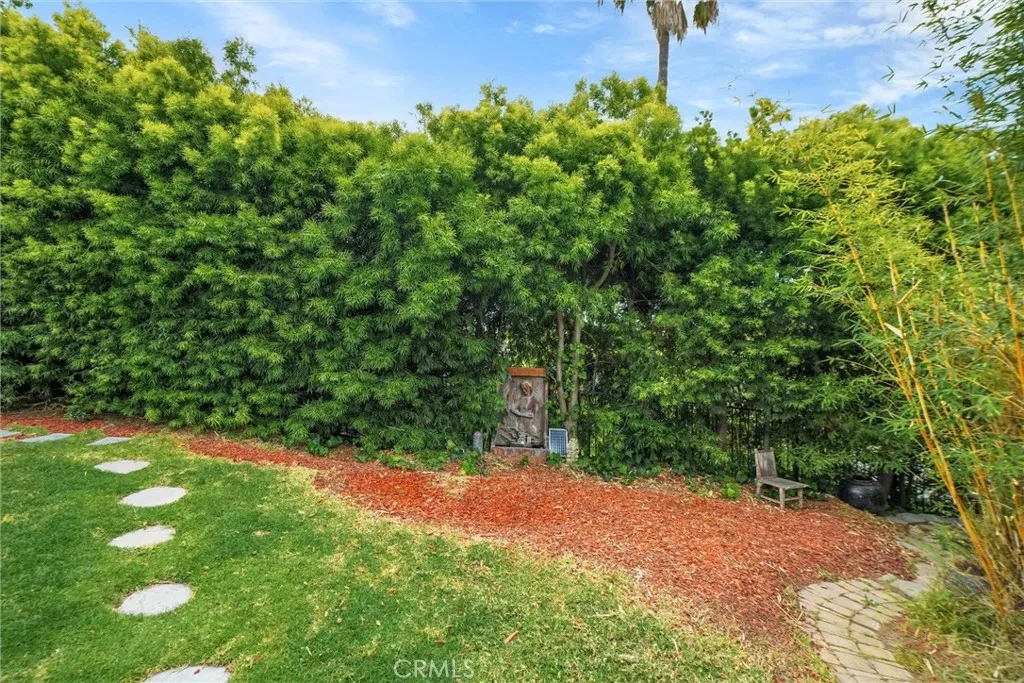 2025 Navy Street, Santa Monica, California 90405 home-pic-2