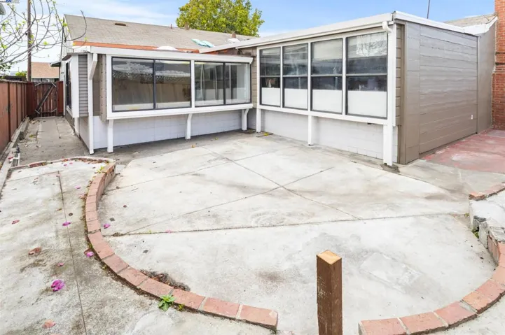 868 Serra Dr, San Leandro, California 94578