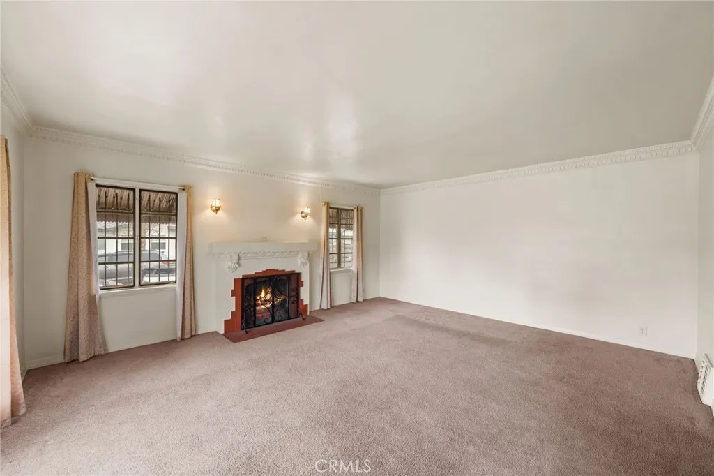 1257 W 60th Place, Los Angeles, California 90044 home-pic-3