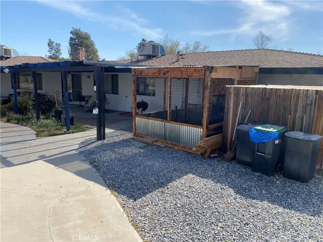 19236 Hupa Road, Apple Valley, California 92307
