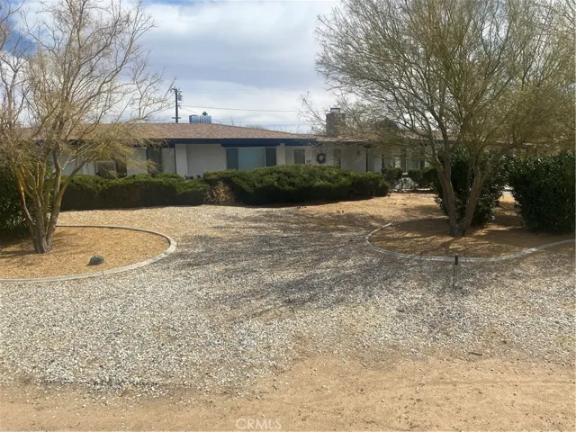 19236 Hupa Road, Apple Valley, California 92307