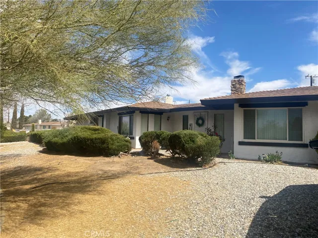 19236 Hupa Road, Apple Valley, California 92307