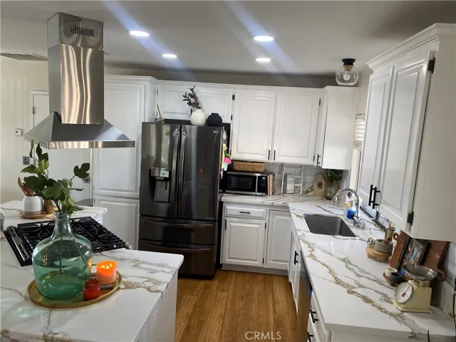 19236 Hupa Road, Apple Valley, California 92307