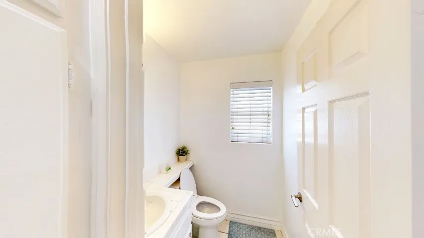 11534 Edinger Avenue, Fountain Valley, California 92708