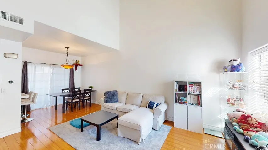 11534 Edinger Avenue, Fountain Valley, California 92708