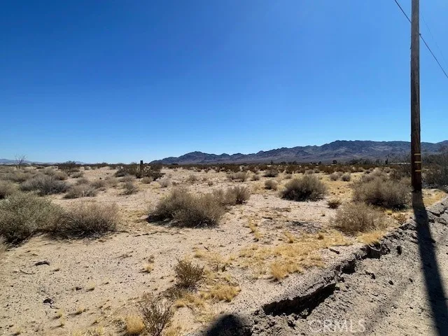 33255 Minneola Rd, Newberry Springs, California 92365