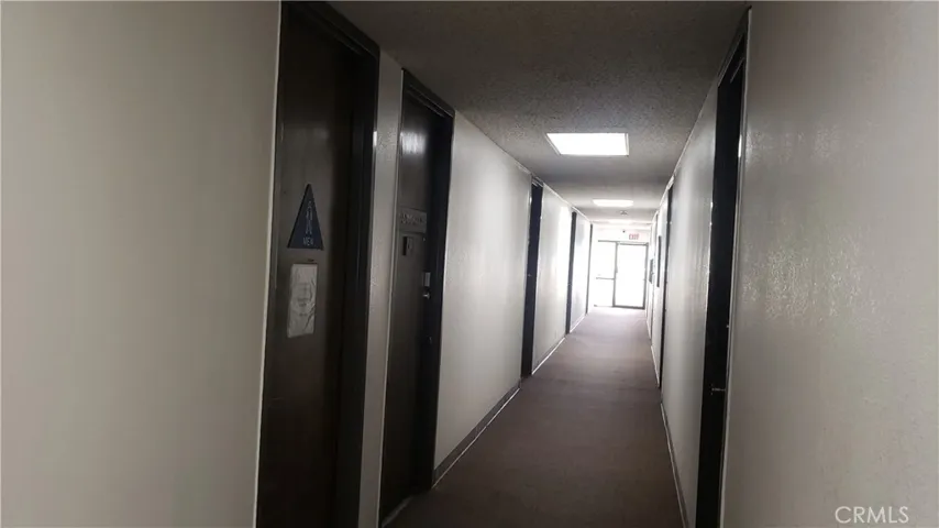 9010 Corbin Avenue 14, Northridge, California 91324