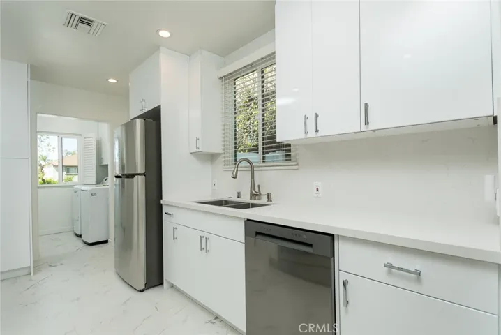 2848 Keystone Street, Burbank, California 91504