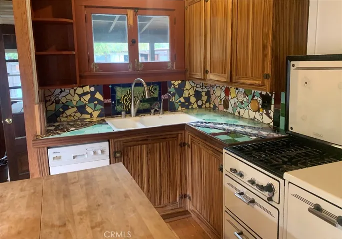 626 Ramona Avenue, Laguna Beach, California 92651