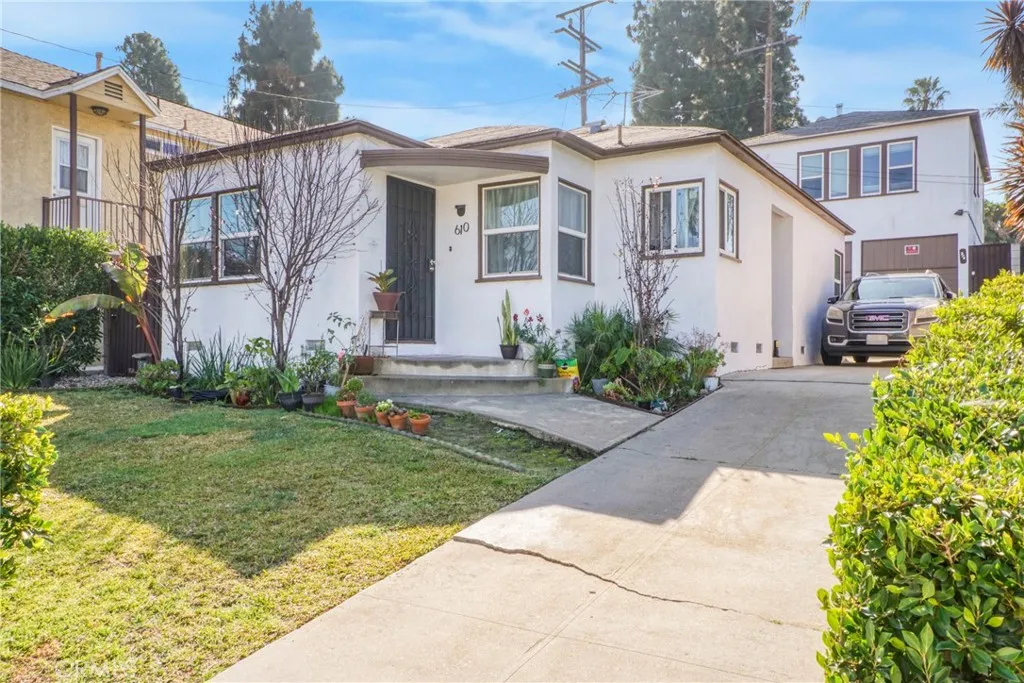610 E. Fairview, Inglewood, California 90302 home-pic-2